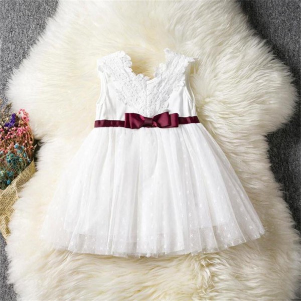 Φόρεμα αμάνικο με τούλι, κέντημα και φιόγκο στη μέση, λευκό